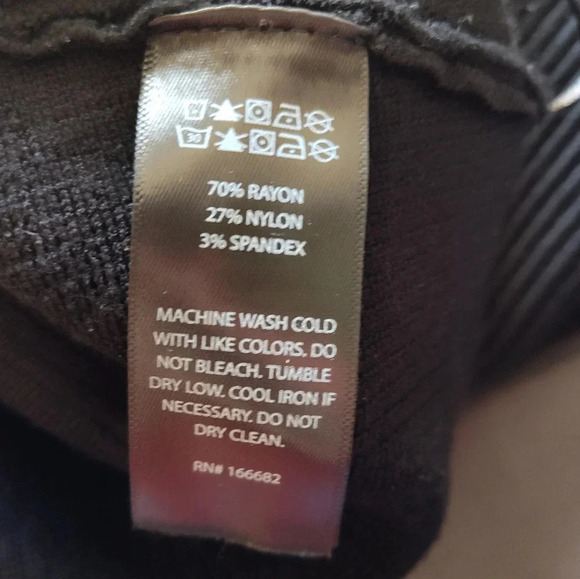 House of Harlow 1960 Black Ribbed Crop Top Size XL - Picture 4 of 4